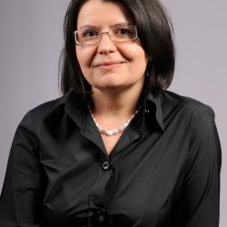 Mgr. Zuzana  Sidorová